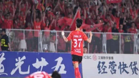 郑钦文首次登台WTA年终总决赛名单